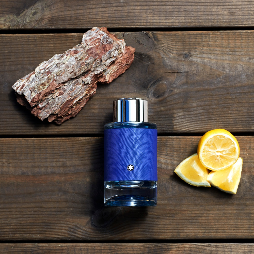 Mont Blanc Explorer Ultra Blue – dettaglio